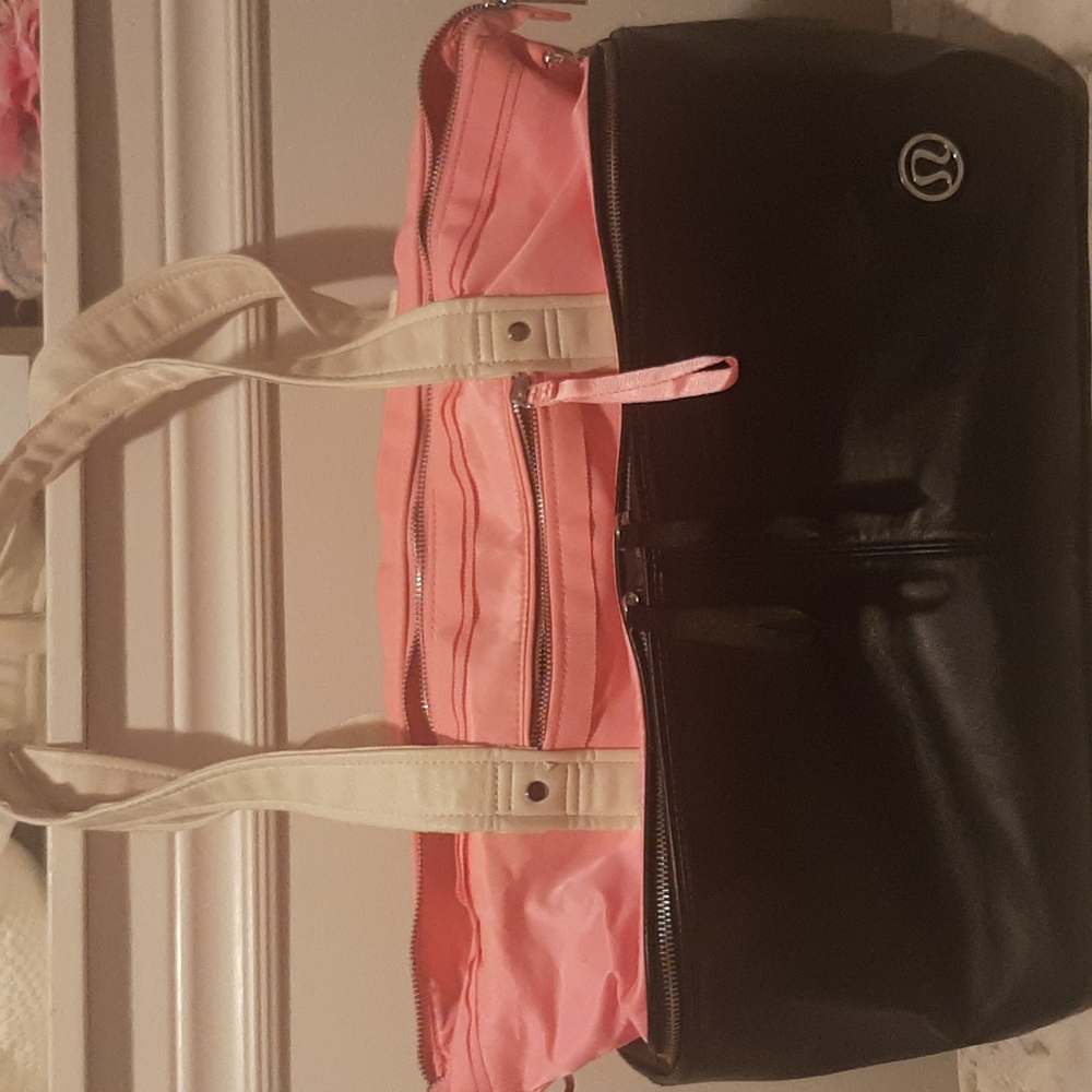 Lululemon Take Me With You Tote